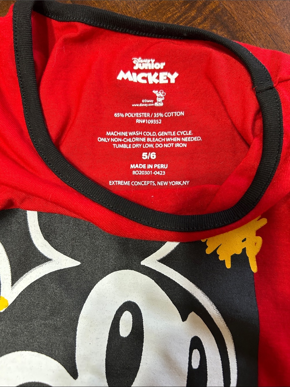 Boys Bundle of 2 Tank Tops NWOT 5/6 & XS (4/5) Disney Junior Cat & Jack - Picture 3 of 11